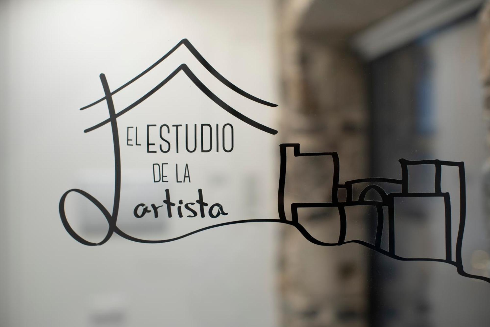 El Estudio De La Artista - El Casar De Leo Alburquerque Exteriör bild